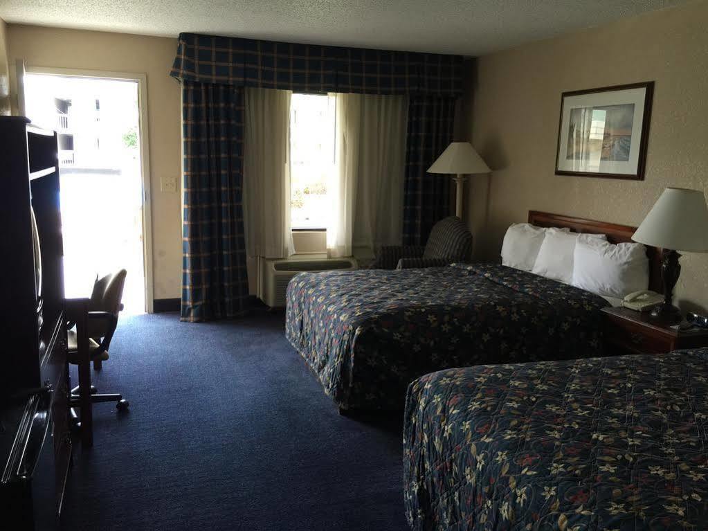 Mayfair Inn Williamston Eksteriør billede