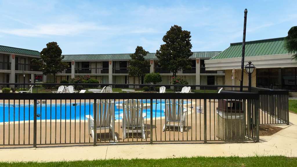 Mayfair Inn Williamston Eksteriør billede